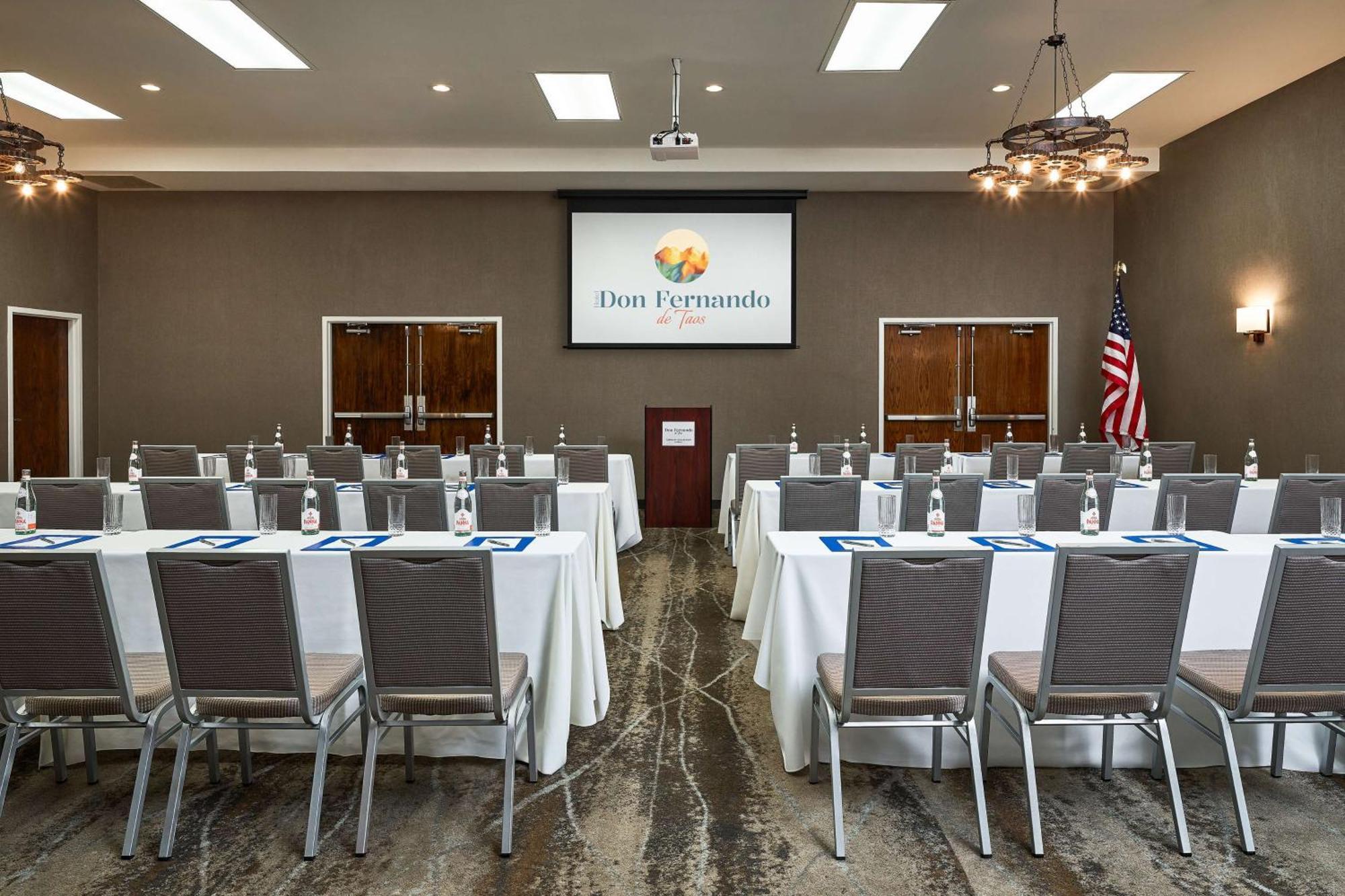 Hilton Tapestry Collection, Hotel Don Fernando De טאוס מראה חיצוני תמונה