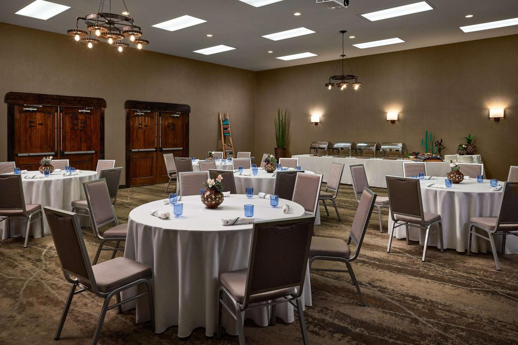 Hilton Tapestry Collection, Hotel Don Fernando De טאוס מראה חיצוני תמונה